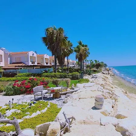 Sea Gem House Hébergement de vacances Meneou
