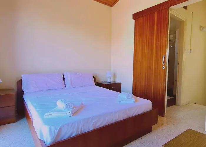 Sea Gem House Meneou