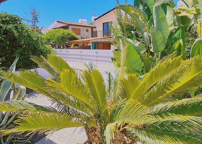 Sea Gem House Meneou