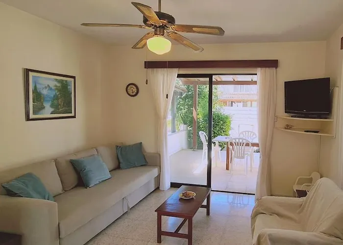 Sea Gem House Meneou